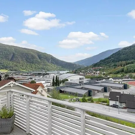 Apartment 4 Roms Ved Fosshaugane Campus Sogndal