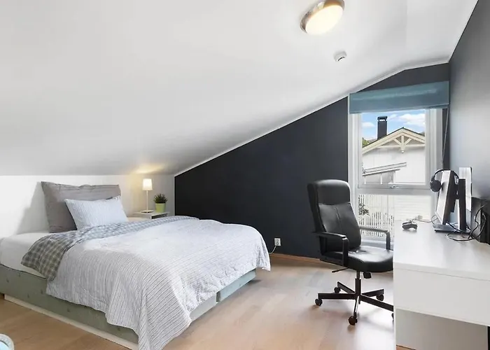 4 Roms Ved Fosshaugane Campus *