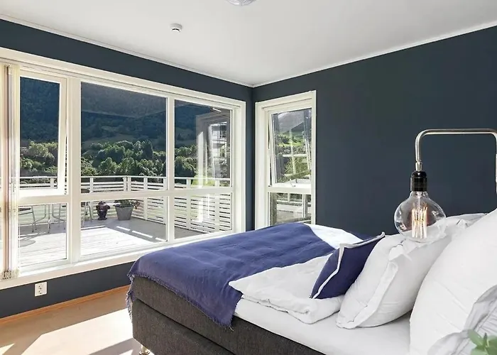 4 Roms Ved Fosshaugane Campus